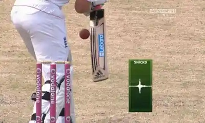 Kapan snickometer digunakan dalam kriket?